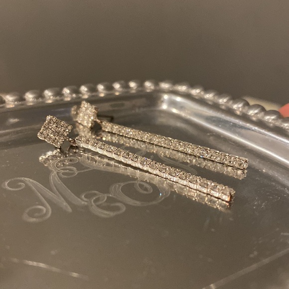 Dangling sparkle earrings - Picture 2 of 3